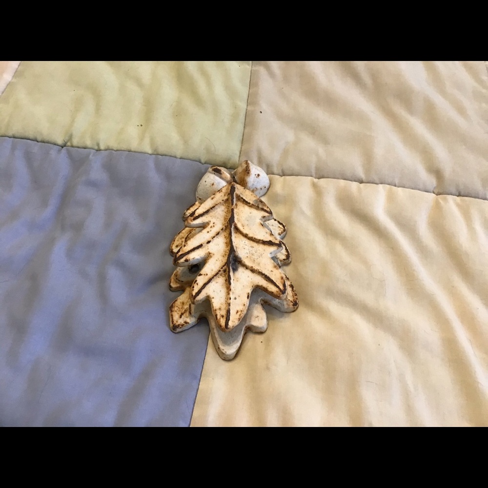 Ola leaf Door knocker